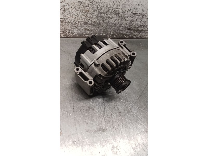 Recambio de alternador para mercedes-benz viano (w639) cdi 2.2 (639.811, 639.813, 639.815, 639.711, 639.713) referencia OEM IAM 