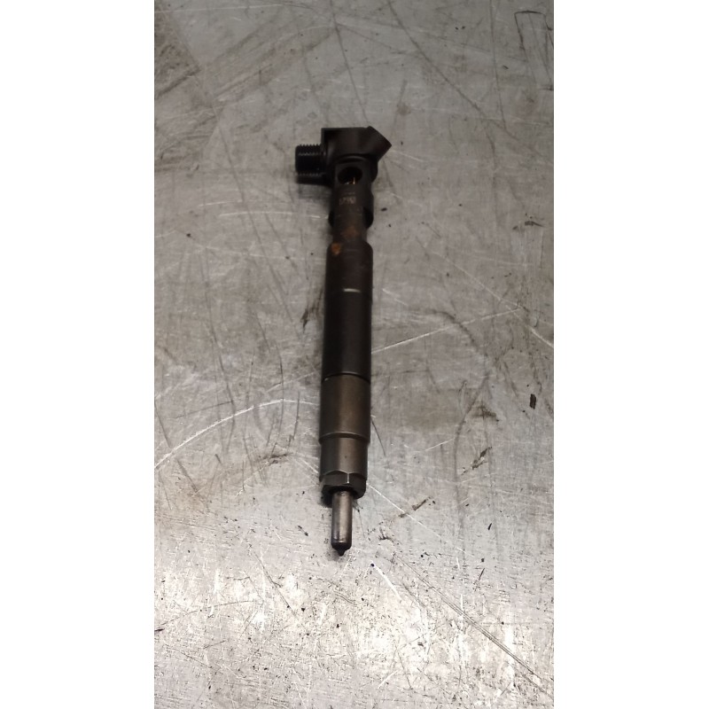 Recambio de inyector para mercedes-benz viano (w639) cdi 2.2 (639.811, 639.813, 639.815, 639.711, 639.713) referencia OEM IAM 42