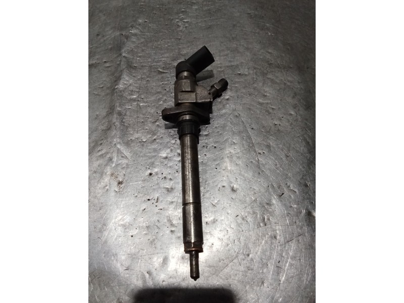 Recambio de inyector para ford mondeo sportbreak (ca2) trend x referencia OEM IAM 9657144580 HF2943301 CONTINENTAL