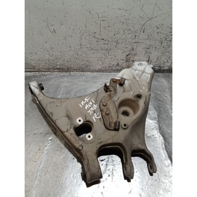 Recambio de brazo suspension inferior trasero izquierdo para audi a4 b6 (8e2) 2.5 tdi quattro referencia OEM IAM 8E0505311 03426
