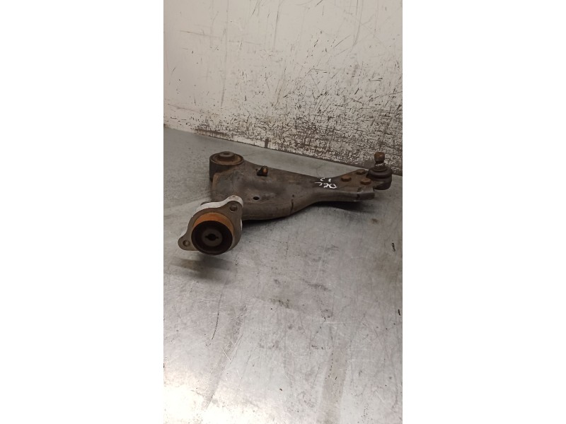 Recambio de brazo suspension inferior delantero izquierdo para mercedes-benz viano (w639) cdi 2.2 (639.811, 639.813, 639.815, 63