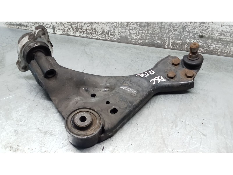 Recambio de brazo suspension inferior delantero derecho para mercedes-benz viano (w639) cdi 2.2 (639.811, 639.813, 639.815, 639.