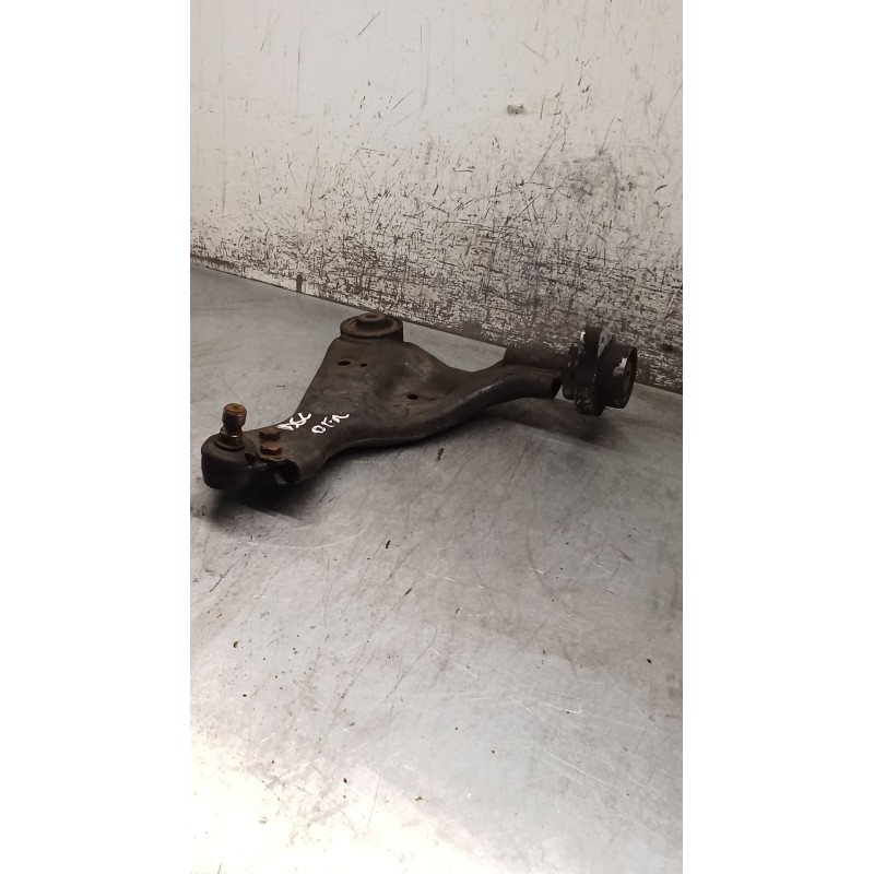 Recambio de brazo suspension inferior delantero derecho para mercedes-benz viano (w639) cdi 2.2 (639.811, 639.813, 639.815, 639.