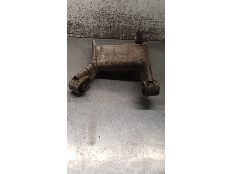 Recambio de brazo suspension inferior trasero izquierdo para bmw 5 (e39) 525 d referencia OEM IAM   95