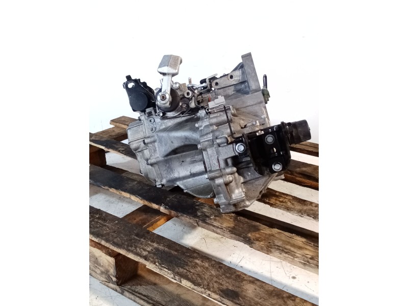 Recambio de caja cambios para toyota auris (_e15_) 1.4 d-4d (nde150_) referencia OEM IAM P070406568 5V 
