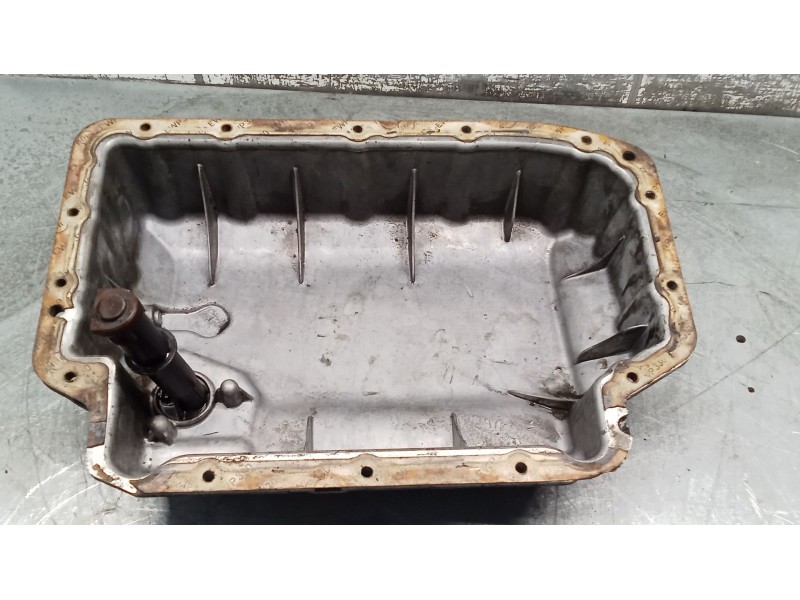 Recambio de carter para mercedes-benz viano (w639) cdi 2.2 (639.811, 639.813, 639.815, 639.711, 639.713) referencia OEM IAM a651