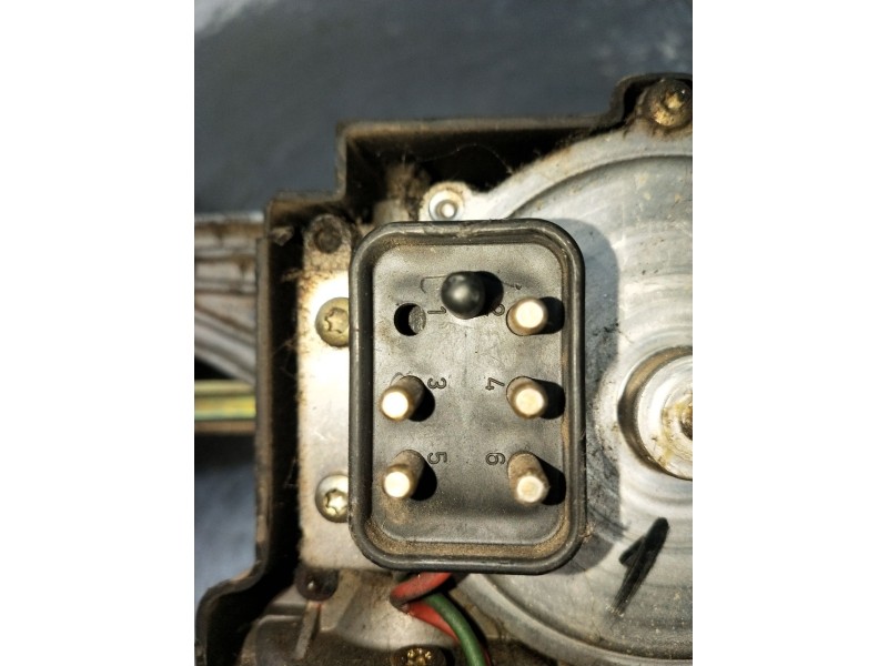 Recambio de motor limpia trasero para mercedes-benz clase e (w124) berlina referencia OEM IAM   1984