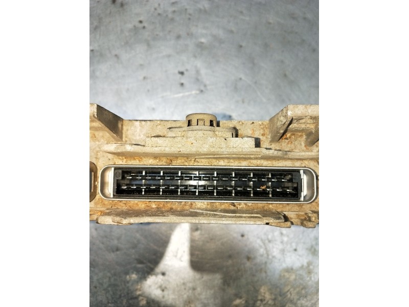 Recambio de centralita motor uce para mercedes-benz clase e (w124) berlina referencia OEM IAM 0055452132 0265101018 1984