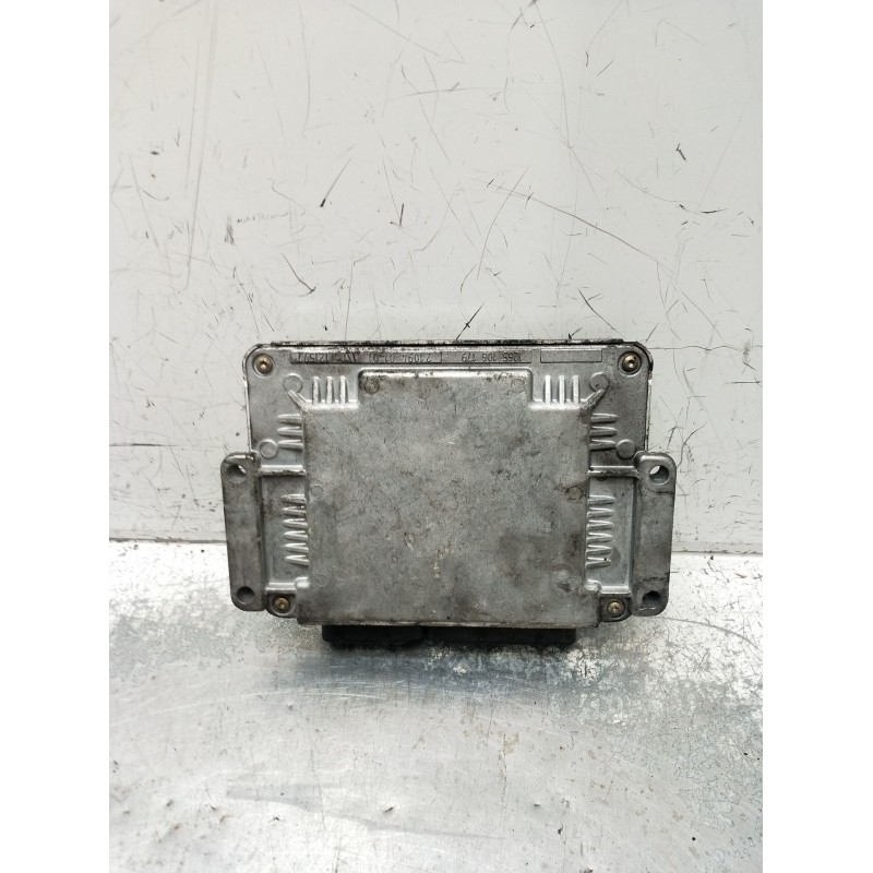 Recambio de centralita motor uce para renault megane i classic (la0/1_) 1.9 dti (la1u) referencia OEM IAM 0281010442 8200199726 
