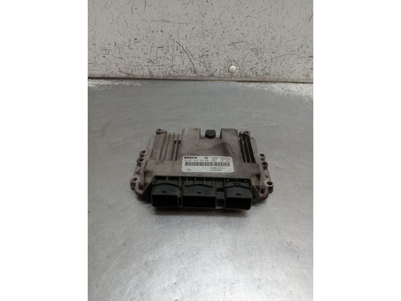 Recambio de centralita motor uce para renault megane ii (bm0/1_, cm0/1_) 1.9 dci (bm0g, cm0g) referencia OEM IAM 0281010769 8200