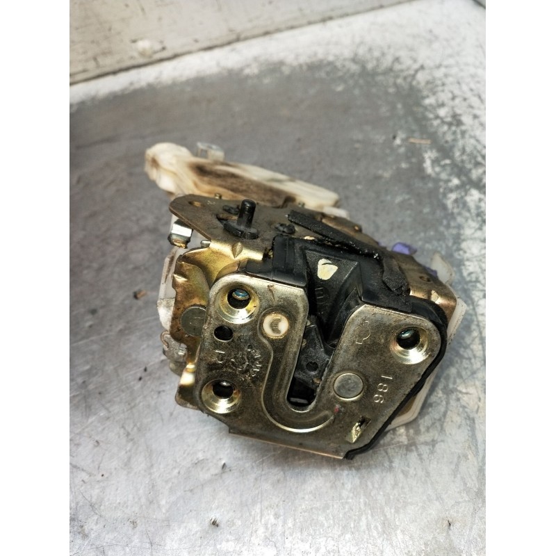 Recambio de motor cierre centralizado trasero derecho para nissan x-trail i (t30) 2.2 di 4x4 referencia OEM IAM 805524U300 5P 20