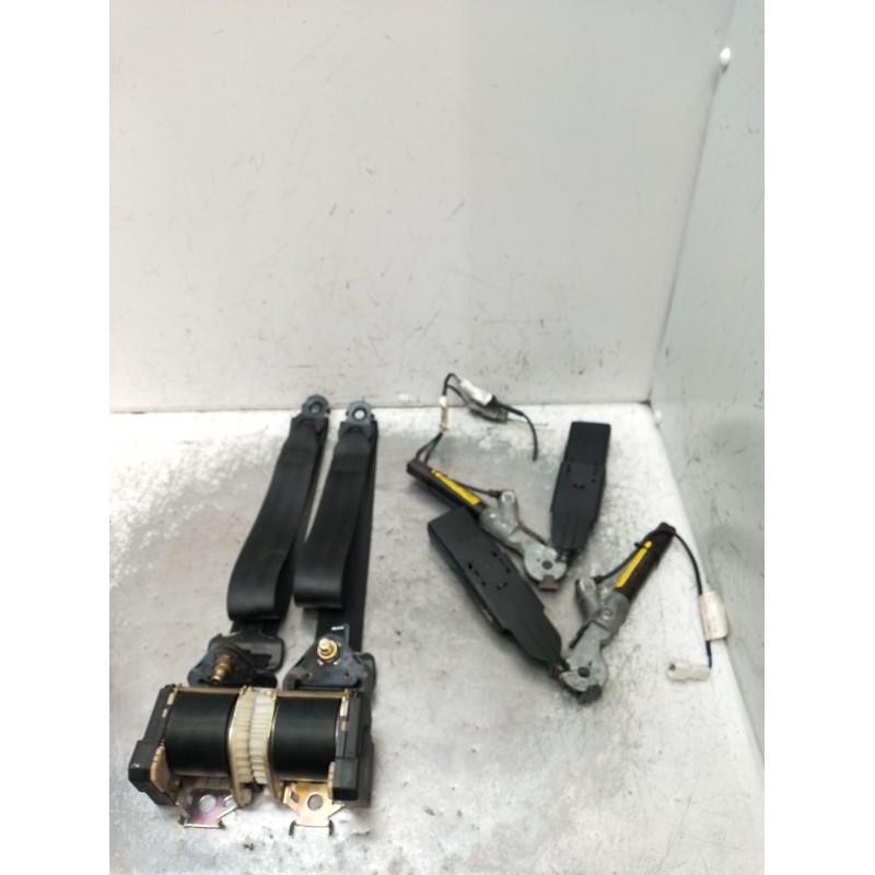 Recambio de juego cinturones delantero para renault kangoo express (fc0/1_) 1.5 dci (fc07, fc1r) referencia OEM IAM  3P 2001