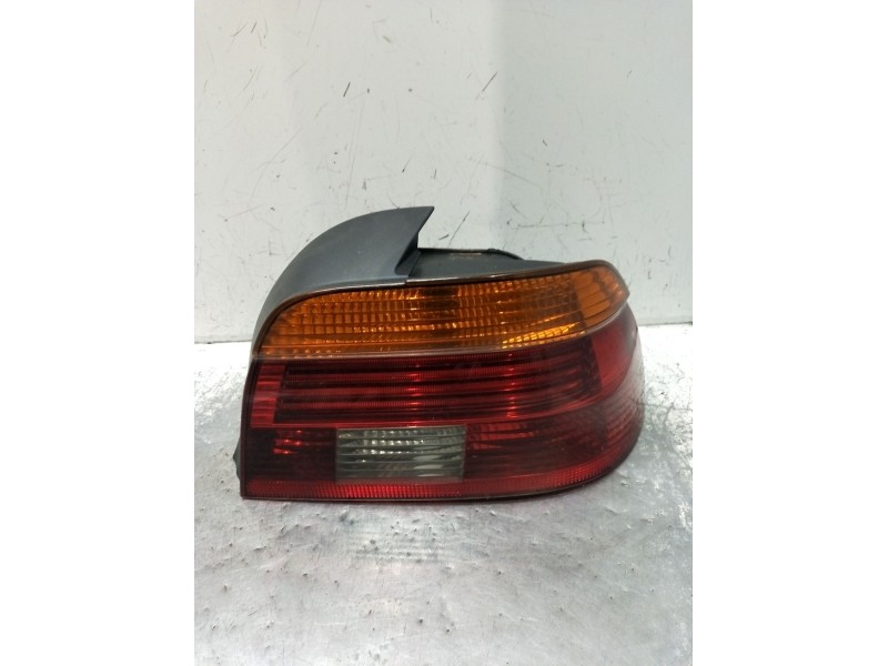Recambio de piloto trasero derecho para bmw 5 (e39) 525 d referencia OEM IAM   1995