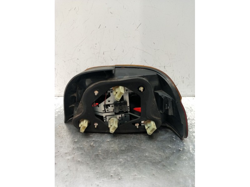 Recambio de piloto trasero izquierdo para bmw 5 (e39) 525 d referencia OEM IAM   1995