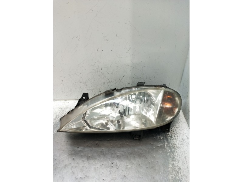 Recambio de faro izquierdo para renault megane i classic (la0/1_) 1.9 dti (la1u) referencia OEM IAM 67743619 087461 1999
