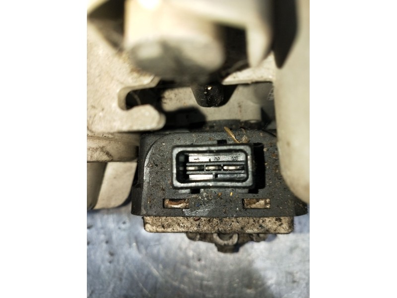 Recambio de faro derecho para kia sephia sedán (fa) 1.5 i referencia OEM IAM   1996