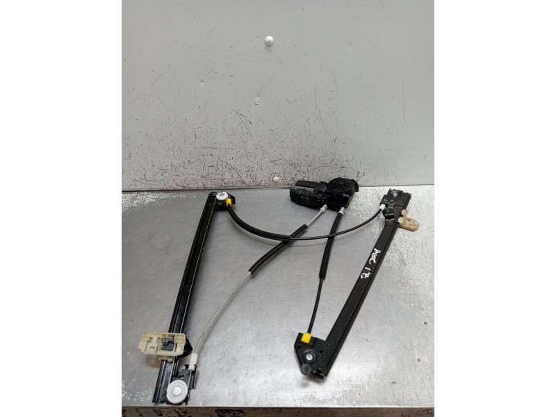 Recambio de elevalunas delantero izquierdo para renault megane ii (bm0/1_, cm0/1_) 1.9 dci (bm0g, cm0g) referencia OEM IAM 12800