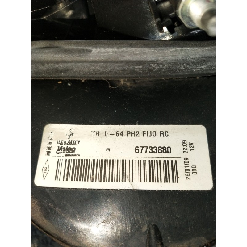 Recambio de piloto trasero derecho para renault megane i classic (la0/1_) 1.9 dti (la1u) referencia OEM IAM 67733880  1999