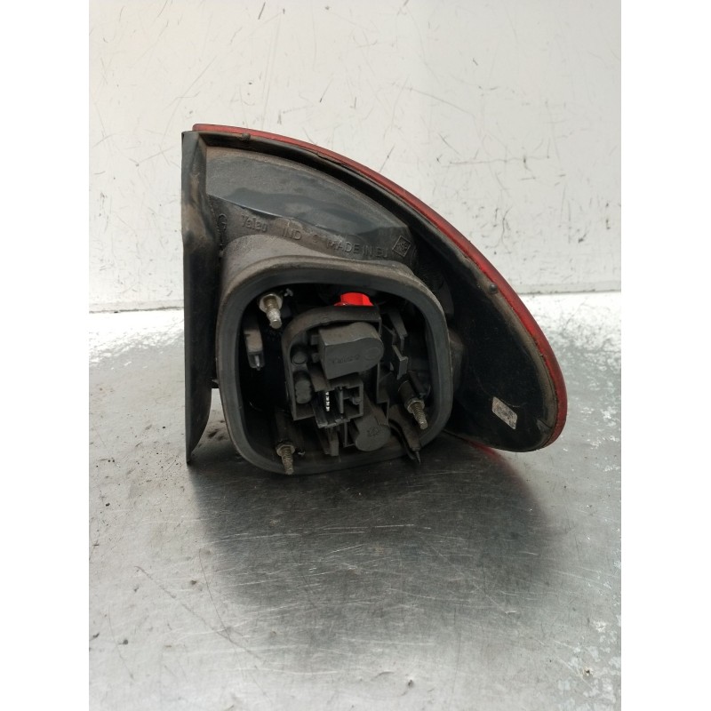 Recambio de piloto trasero izquierdo para renault megane i classic (la0/1_) 1.9 dti (la1u) referencia OEM IAM   1999