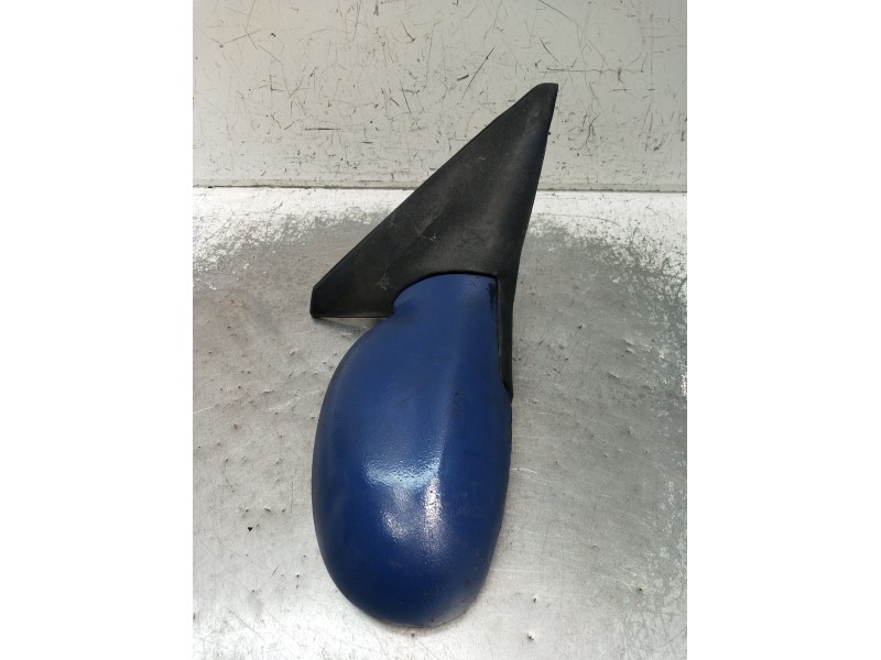 Recambio de retrovisor derecho para kia sephia sedán (fa) 1.5 i referencia OEM IAM  ELÉCTRICO 1996