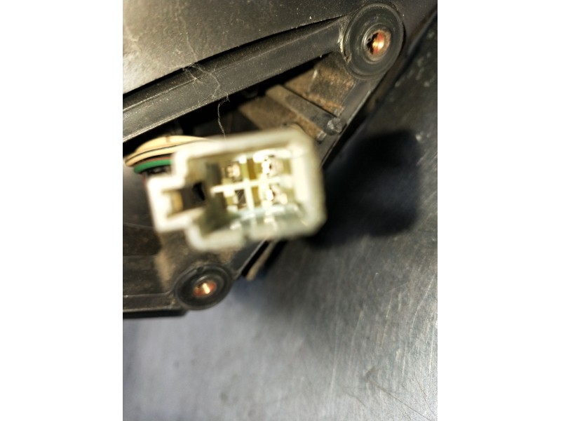 Recambio de retrovisor izquierdo para kia sephia sedán (fa) 1.5 i referencia OEM IAM  ELÉCTRICO 1996