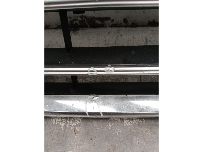 Recambio de rejilla delantera para audi a6 berlina (4a2) 40 tdi design referencia OEM IAM 4K0853651B RU613013237 