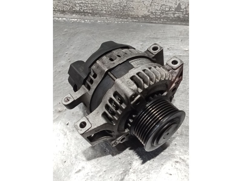 Recambio de alternador para honda civic viii hatchback (fn, fk) 2.2 ctdi (fk3) referencia OEM IAM 1042104860  
