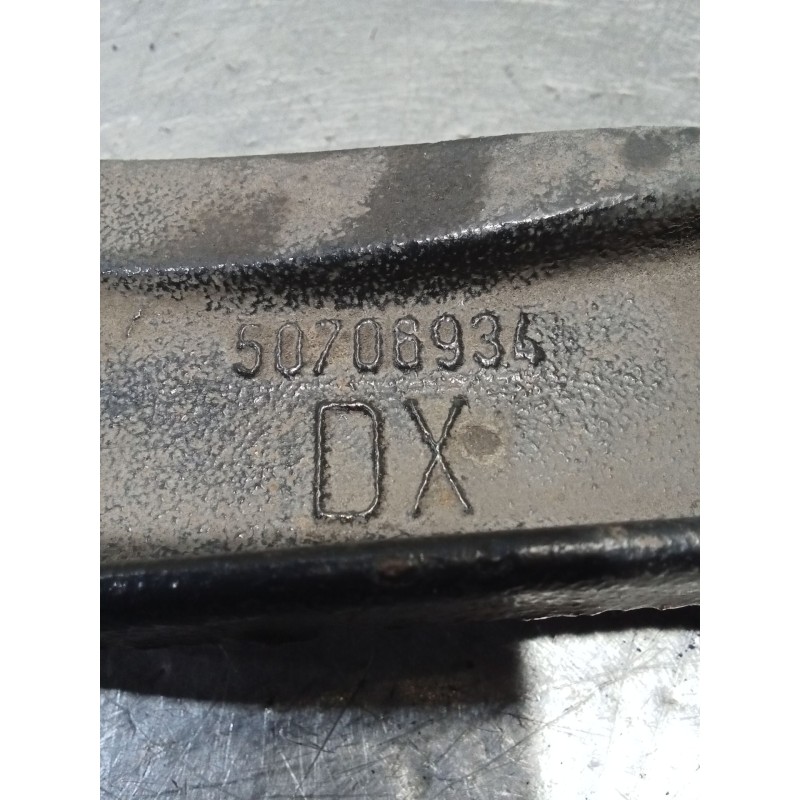 Recambio de brazo suspension inferior delantero derecho para citroën jumper iii furgoneta 2.2 hdi 130 referencia OEM IAM 5070693