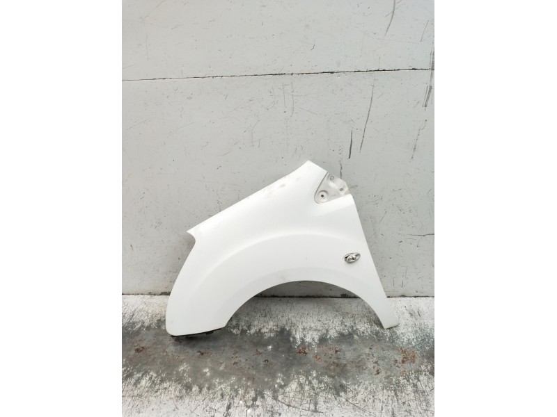Recambio de aleta delantera izquierda para peugeot partner furgoneta/monovolumen 1.6 hdi / bluehdi 75 referencia OEM IAM   2008