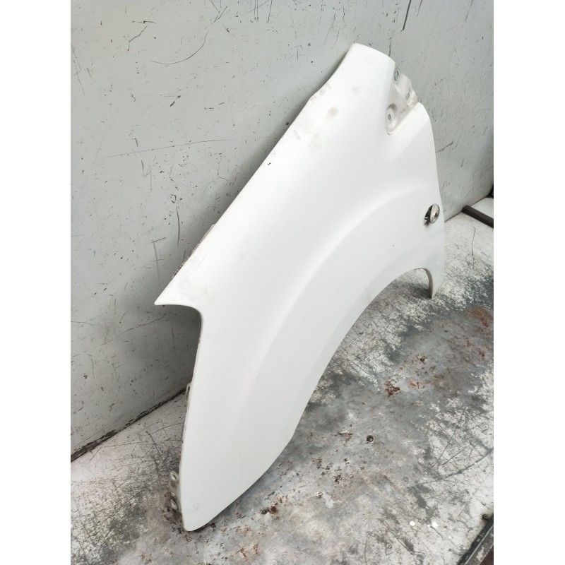 Recambio de aleta delantera izquierda para peugeot partner furgoneta/monovolumen 1.6 hdi / bluehdi 75 referencia OEM IAM   2008