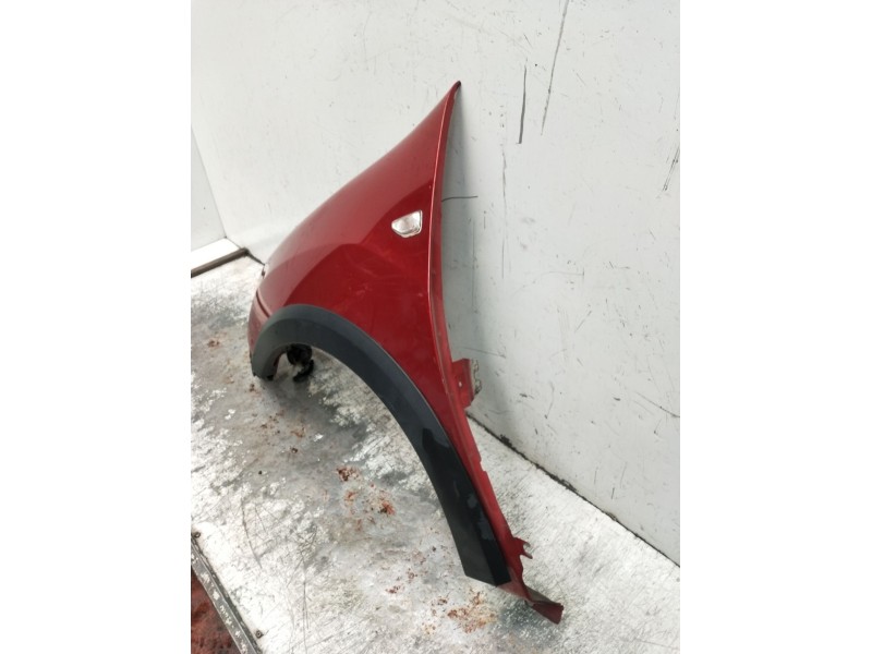 Recambio de aleta delantera izquierda para dacia sandero ii (b8_) tce 90 (b8m1, b8ma) referencia OEM IAM   