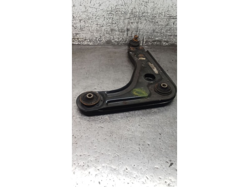 Recambio de brazo suspension inferior delantero izquierdo para ford ka (rb_) 1.3 i referencia OEM IAM 97KB30423051AC  96