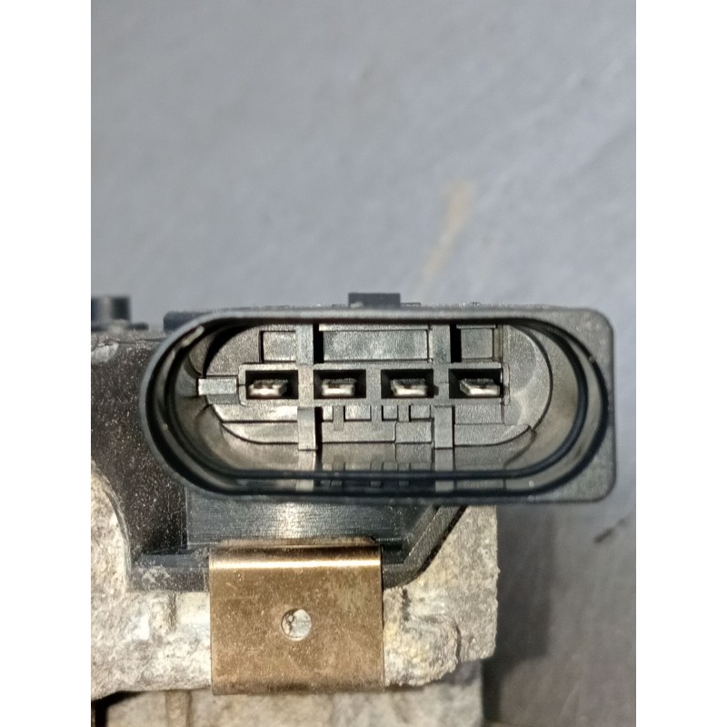 Recambio de motor limpia delantero para kia carens iv 1.7 crdi referencia OEM IAM 98110A4000 0390248011 IZQUIERDO 2013