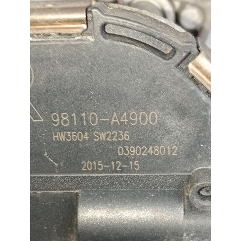 Recambio de motor limpia delantero para kia carens iv 1.7 crdi referencia OEM IAM 98110A4900 0390248012 DERECHO 2013