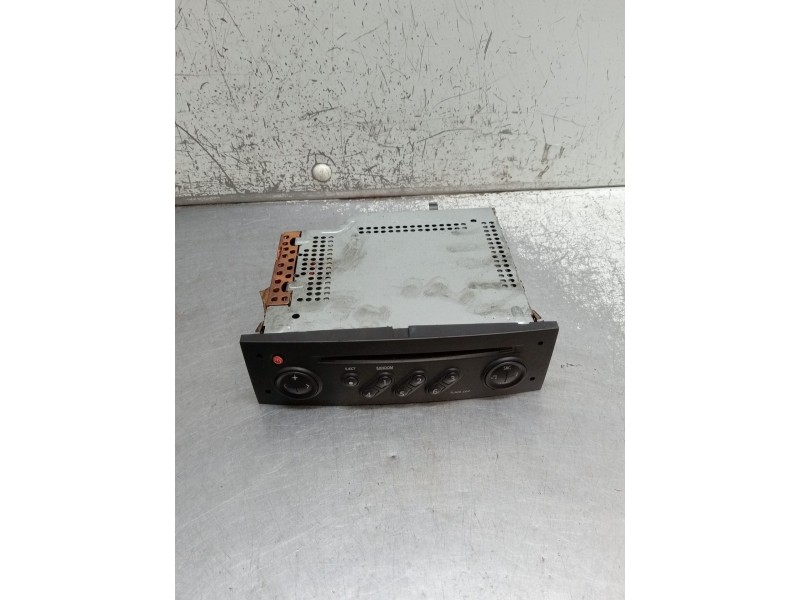 Recambio de sistema audio / radio cd para renault megane ii (bm0/1_, cm0/1_) 1.9 dci (bm0g, cm0g) referencia OEM IAM 8200256141 