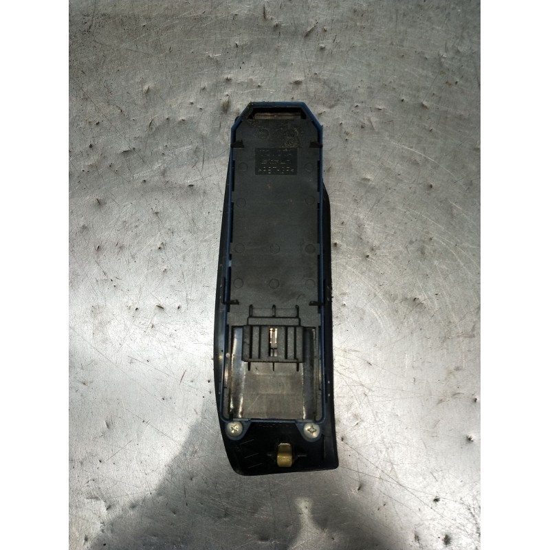 Recambio de mando elevalunas delantero izquierdo para toyota verso (_r2_) 2.2 d-4d (aur21_) referencia OEM IAM 8404005020 5P 200