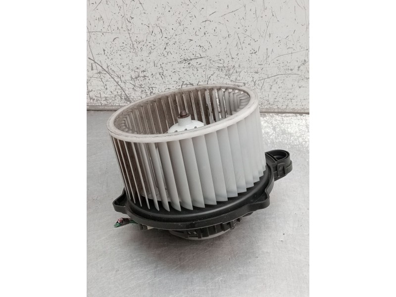 Recambio de motor calefaccion para kia carens iv 1.7 crdi referencia OEM IAM F00S3B2474  2013