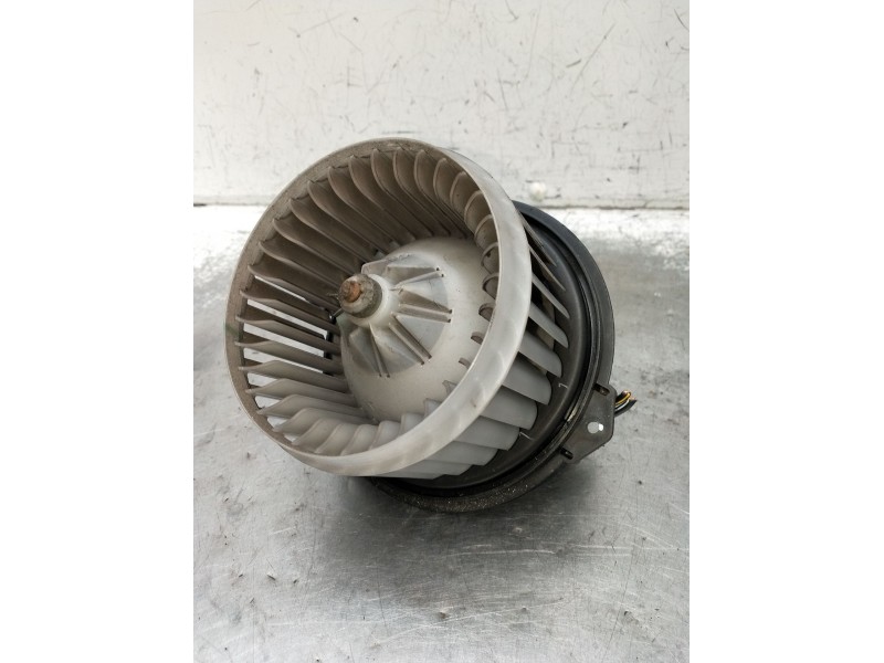 Recambio de motor calefaccion para nissan pixo (ua0) 1.0 referencia OEM IAM 2825009000 SR2825009000 2009