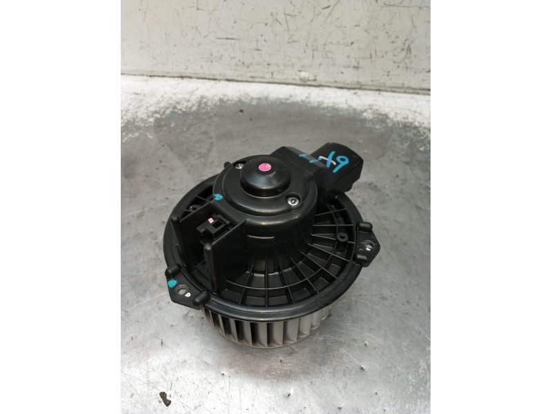 Recambio de motor calefaccion para nissan pixo (ua0) 1.0 referencia OEM IAM 2825009000 SR2825009000 2009