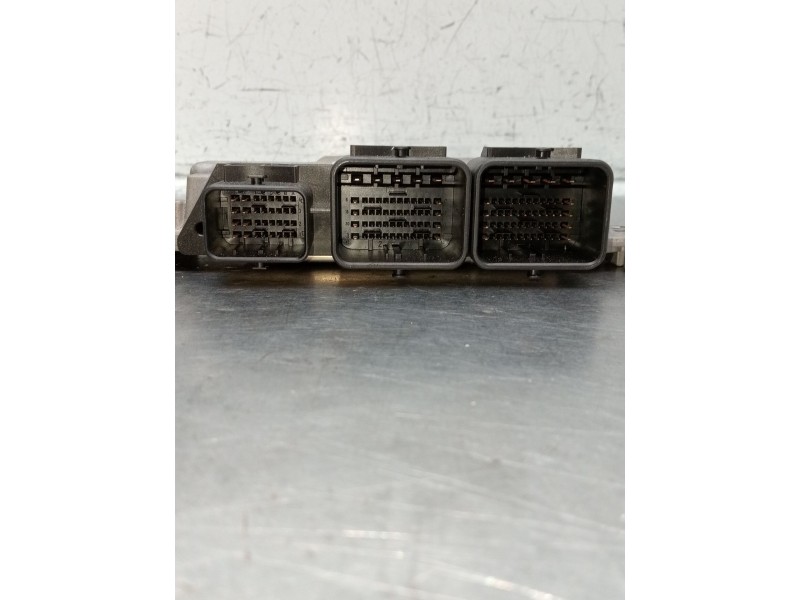 Recambio de centralita motor uce para citroën c4 ii (nc_) 1.4 vti 95 referencia OEM IAM 0261S06494 9678495980 1039S49428 8666319