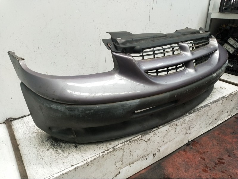 Recambio de paragolpes delantero para chrysler voyager / grand voyager iii (gs_, ns_) 2.4 i referencia OEM IAM  VER FOTOS 