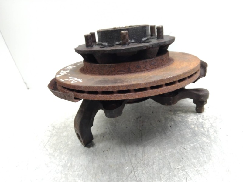 Recambio de mangueta delantera derecha para nissan pick-up (d21) king cab diesel 4x4 referencia OEM IAM   