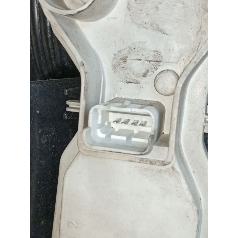 Recambio de piloto trasero derecho para renault megane ii (bm0/1_, cm0/1_) 1.9 dci (bm0g, cm0g) referencia OEM IAM   2003