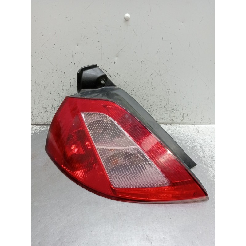 Recambio de piloto trasero izquierdo para renault megane ii (bm0/1_, cm0/1_) 1.9 dci (bm0g, cm0g) referencia OEM IAM 8200073236 
