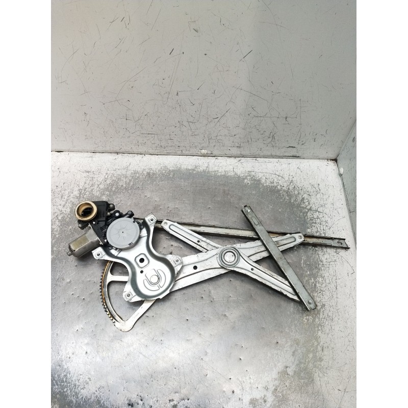 Recambio de elevalunas delantero izquierdo para toyota verso (_r2_) 2.2 d-4d (aur21_) referencia OEM IAM 698200F020 5P 2009