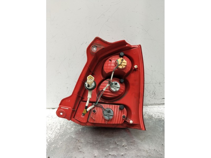 Recambio de piloto trasero izquierdo para nissan pixo (ua0) 1.0 referencia OEM IAM   2009
