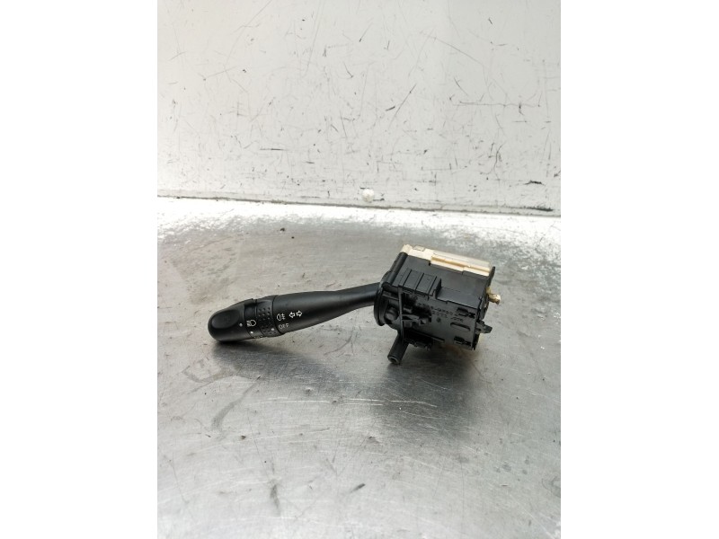 Recambio de mando luces para nissan pixo (ua0) 1.0 referencia OEM IAM   2009