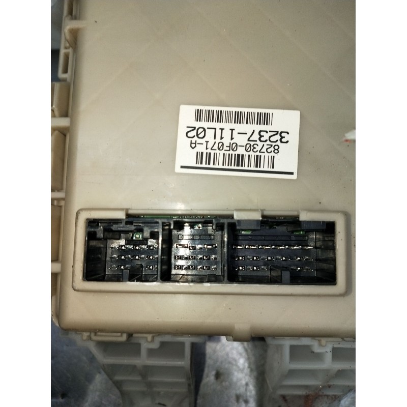 Recambio de caja reles / fusibles para toyota verso (_r2_) 2.2 d-4d (aur21_) referencia OEM IAM 827300F071A 323711L02 2009