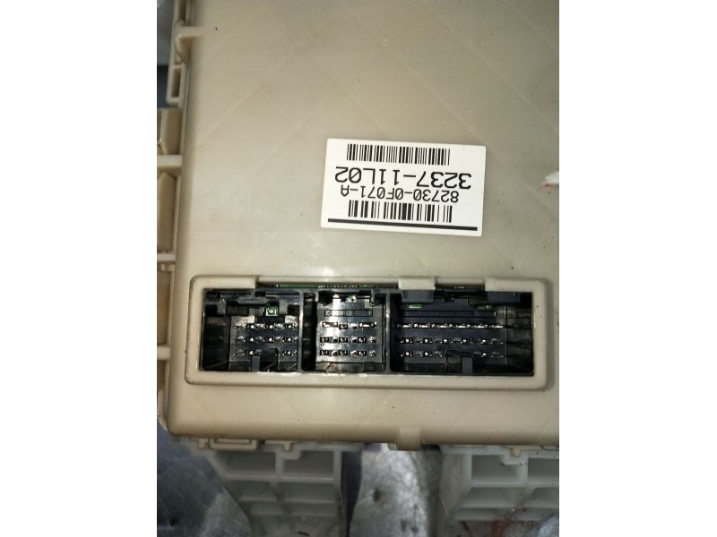 Recambio de caja reles / fusibles para toyota verso (_r2_) 2.2 d-4d (aur21_) referencia OEM IAM 827300F071A 323711L02 2009