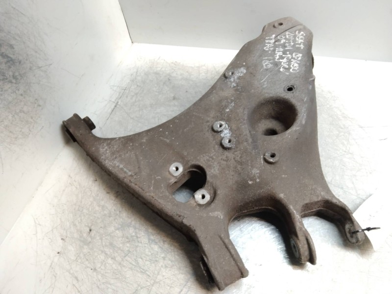 Recambio de brazo suspension inferior trasero izquierdo para seat exeo st (3r5)(2009>) 2.0 tdi referencia OEM IAM   